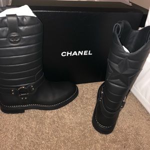 Limited Edition Dallas Chanel leather boots
